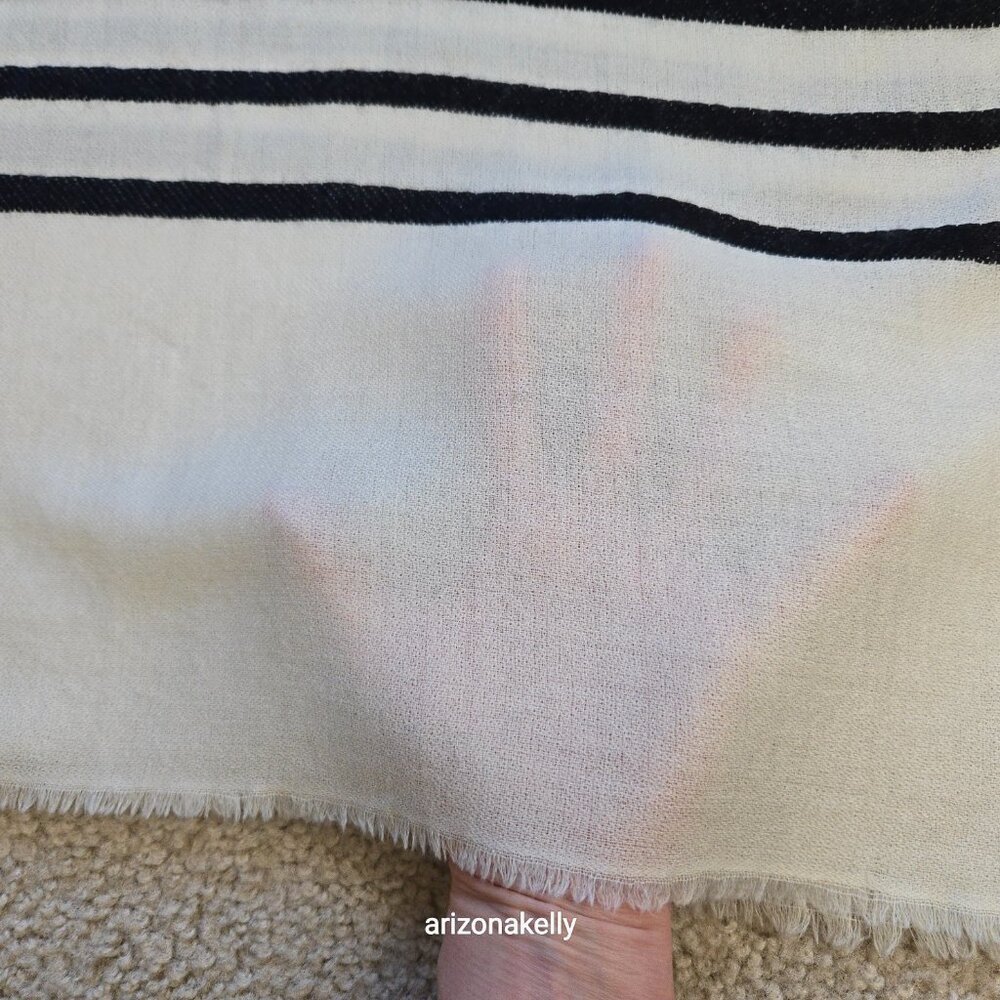 Ivory Cashmere Scarf With Black Stripes - Picture 8 of 16